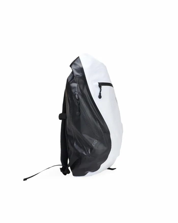 Body Glove Pumps Advenire 25L Waterproof Vertical RollTop Backpack 8211 White 8211 Boards