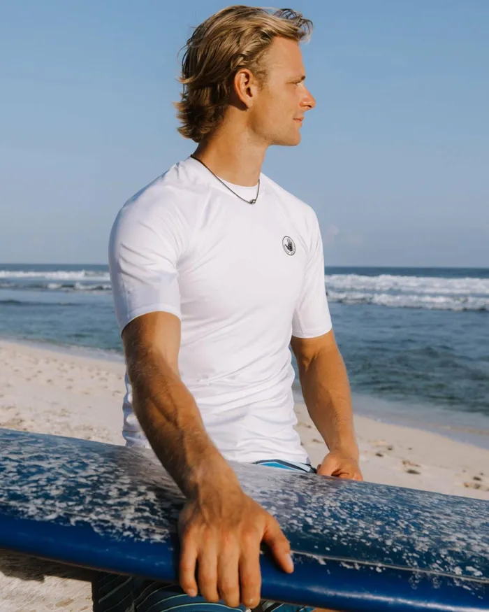 Body Glove Sun Protection Catalina UPF ShortSleeve Sun Shirt 8211 White 8211 Men Body Glove Sun Protection Catalina UPF ShortSleeve Sun Shirt 8211 White 8211 Men