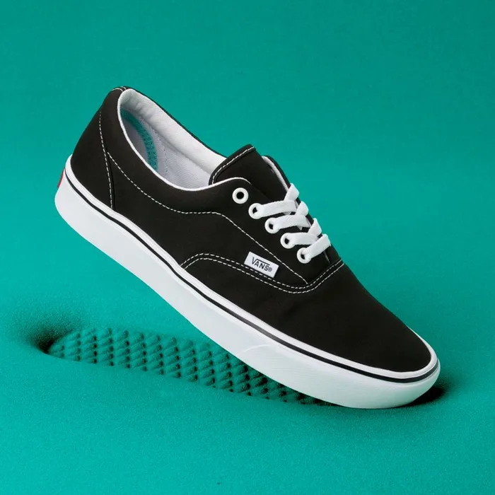 Classics Shoes Men Vans ComfyCush Era Blacktrue White