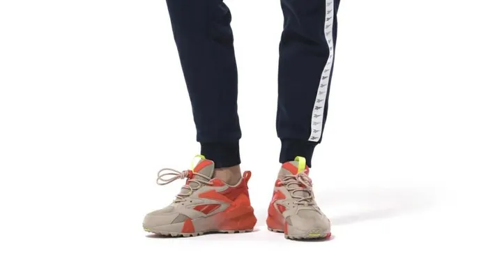 Classics Shoes Womens Reebok Aztrek Double Mix Trail Shoes Light Sand Neon Red Neon Lime