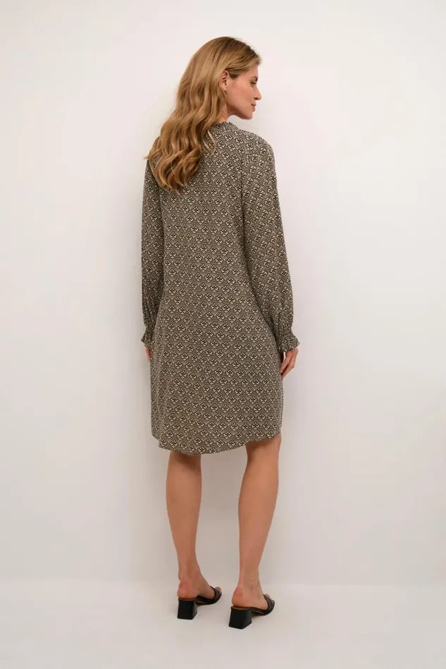 CULTURE Dresses CUsafi Dress Sand Graphic 8211 Women