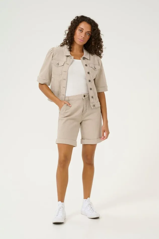 CULTURE Shorts CUmilky Shorts Dunewhite Stripe 8211 Women