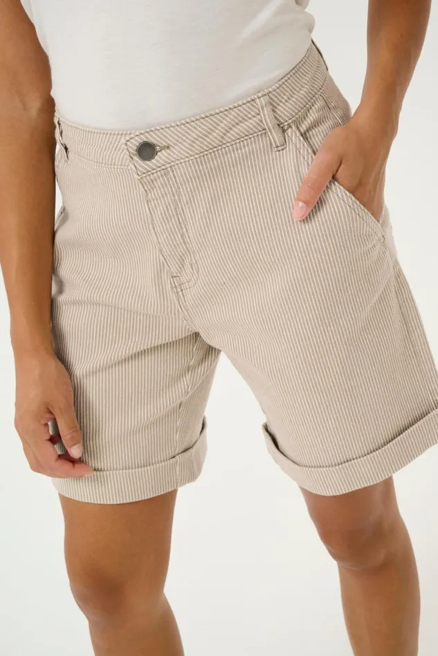 CULTURE Shorts CUmilky Shorts Dunewhite Stripe 8211 Women