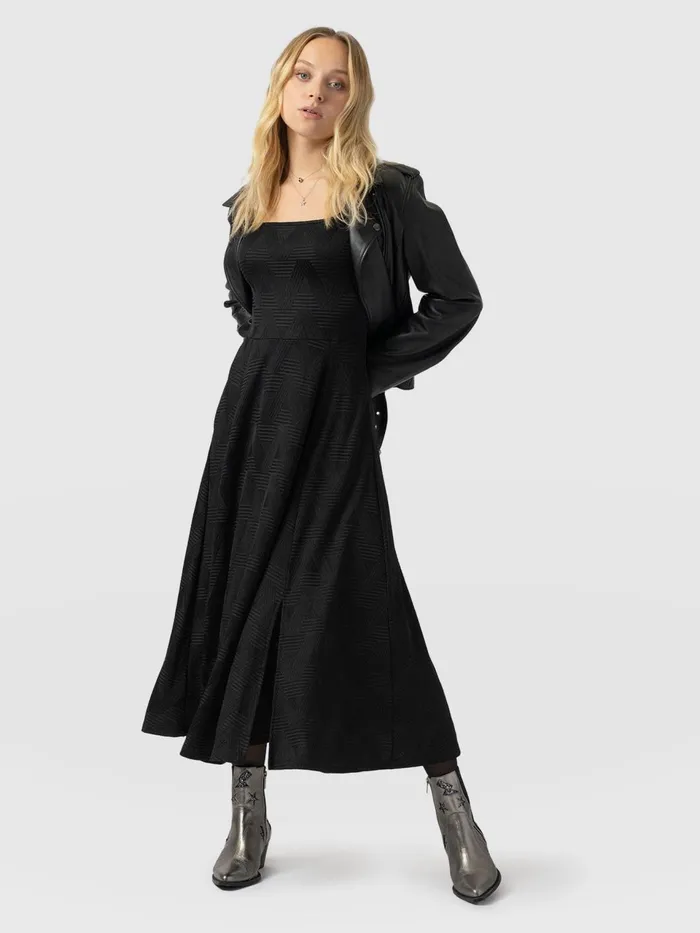 Darcey Flared Dress 8211 Black Jacquard Black Jacquard Women Saint And Sofia Dresses