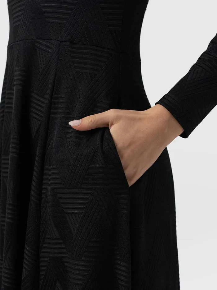 Darcey Flared Dress 8211 Black Jacquard Black Jacquard Women Saint And Sofia Dresses