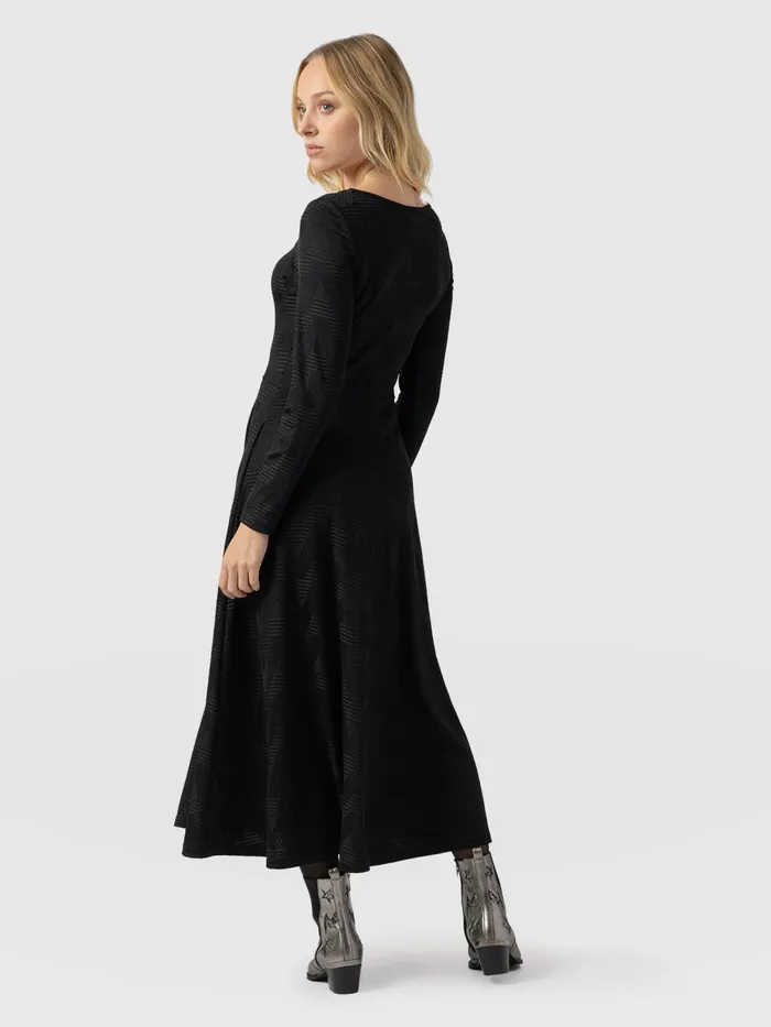 Darcey Flared Dress 8211 Black Jacquard Black Jacquard Women Saint And Sofia Dresses