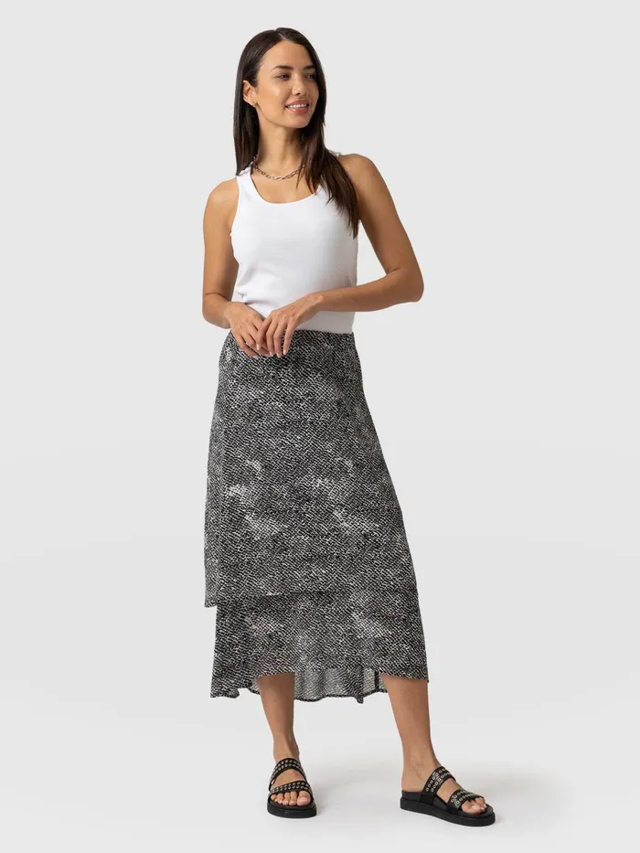 Etta Layered Skirt 8211 Monochrome Gothica Monochrome Gothica Women Saint And Sofia Skirts