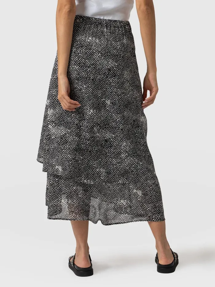 Etta Layered Skirt 8211 Monochrome Gothica Monochrome Gothica Women Saint And Sofia Skirts