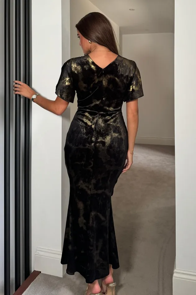 Girl In Mind Bodycon Dresses Cleo Black And Gold Ruched Detail Midi Dress In Velvet 8211 Women