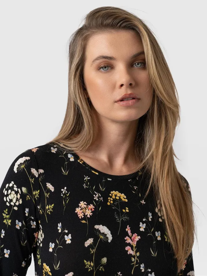 Greenwich Dress Long Sleeve 8211 Hyde Gardens Hyde Gardens Women Saint And Sofia Dresses
