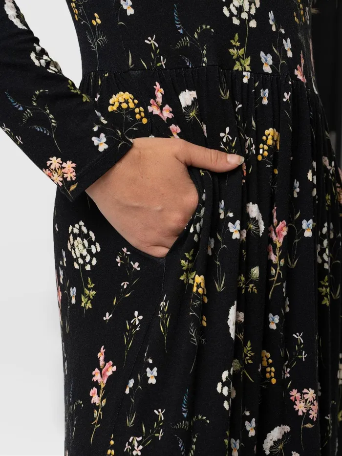 Greenwich Dress Long Sleeve 8211 Hyde Gardens Hyde Gardens Women Saint And Sofia Dresses