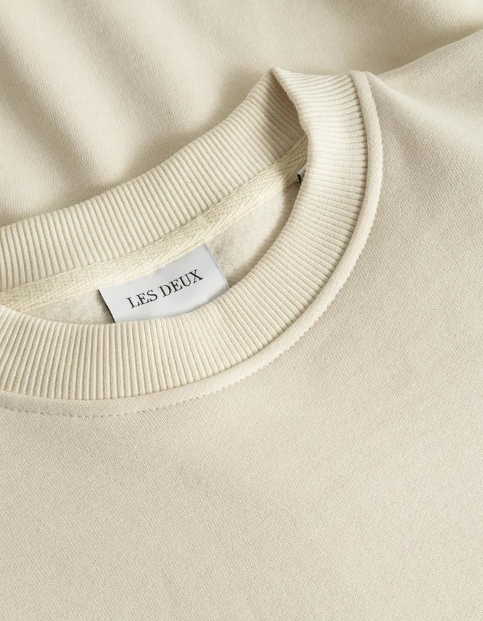 HoodiesSweatshirts Men Les Deux Crew Sweatshirt 8211 IvoryLight Ivory