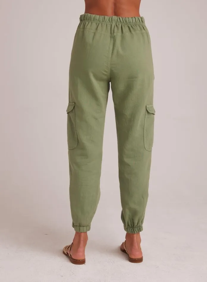 Isla Pleated Jogger 8211 Lush Foliage Women Bella Dahl Joggers Isla Pleated Jogger 8211 Lush Foliage Women Bella Dahl Joggers