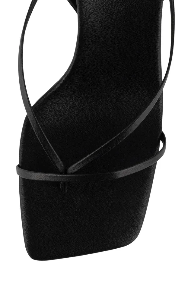 Jeffrey Campbell FLUXX Black Women Heel