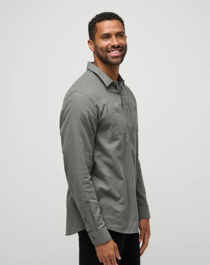 Men CLOUD FLANNEL BUTTONUP Dark Olive TravisMathew ButtonUps