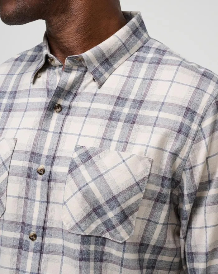 Men CLOUD FLANNEL PLAID BUTTONUP Oxford Tanplum TravisMathew ButtonUps Men CLOUD FLANNEL PLAID BUTTONUP Oxford Tanplum TravisMathew ButtonUps