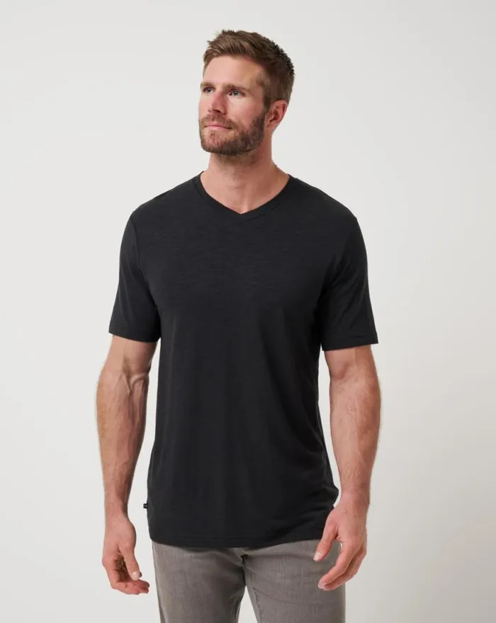 Men CLOUD TEE Black TravisMathew Tees