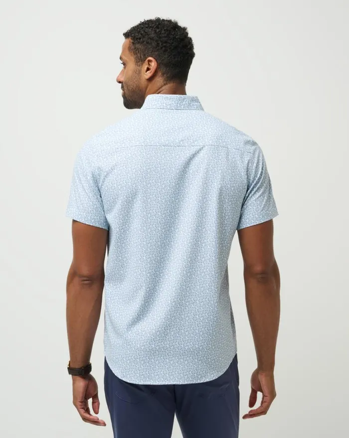 Men COUNTRY MILE BUTTONUP White TravisMathew ButtonUps