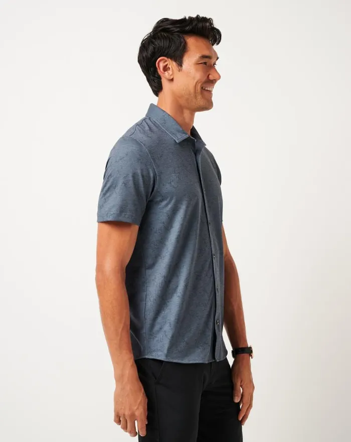 Men FEATHERWEIGHT TIDES BUTTONUP Mood Indigovintage Indigo TravisMathew ButtonUps