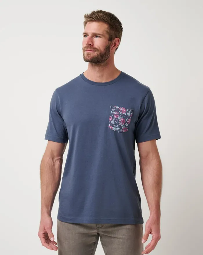 Men FLOURISH POCKET TEE Mood Indigovintage Indigo TravisMathew Tees