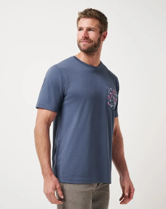 Men FLOURISH POCKET TEE Mood Indigovintage Indigo TravisMathew Tees