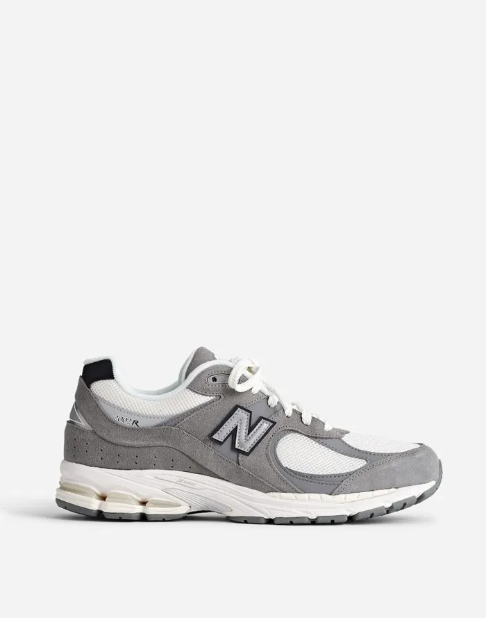 Men New Balance 2002R Sneakers Harbor Grey Black Sea Salt Madewell Sneakers