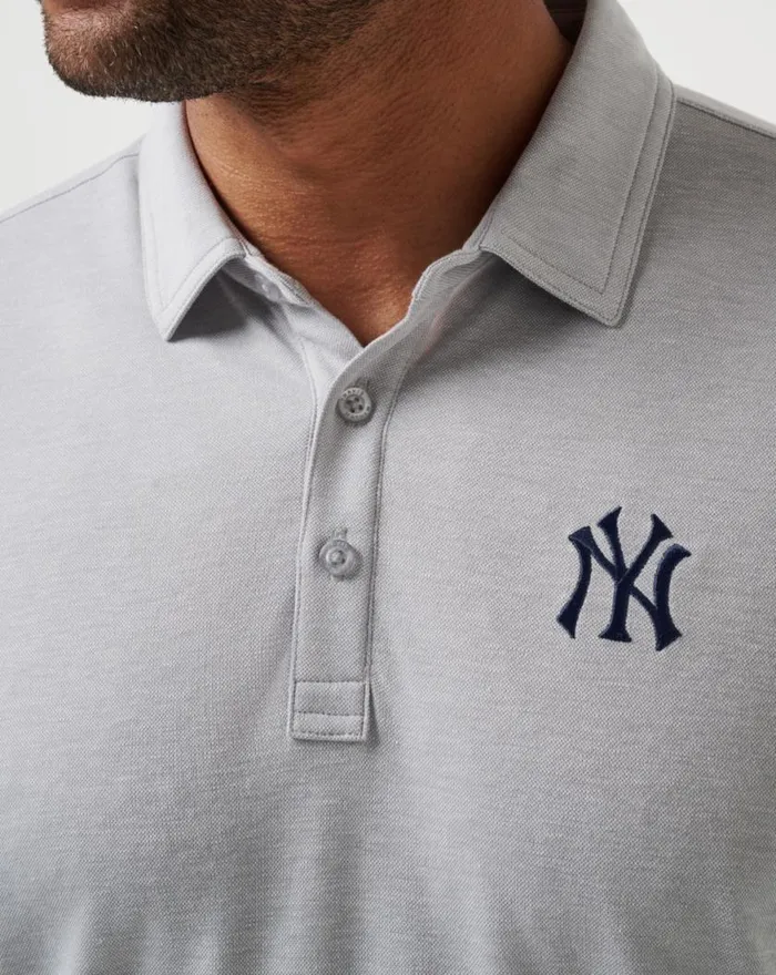 Men NEW YORK YANKEES PLAYOFF PITCH POLO Heather Grey TravisMathew Polos