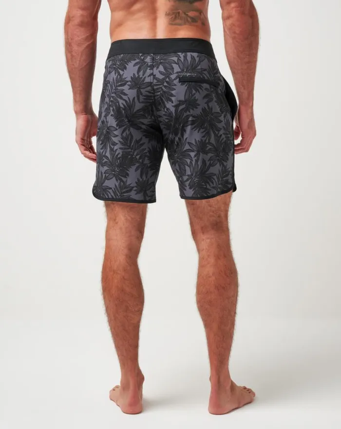Men NO WAKE ZONE BOARDSHORT Black TravisMathew Shorts