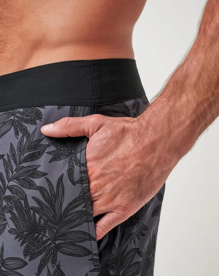 Men NO WAKE ZONE BOARDSHORT Black TravisMathew Shorts