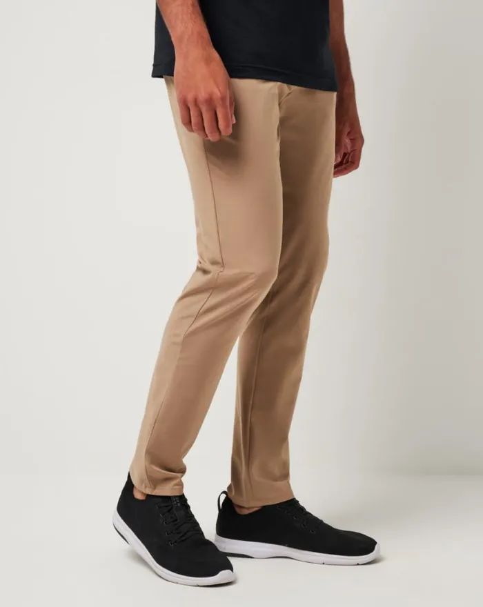 Men OPEN TO CLOSE TECH CHINO PANT Khaki TravisMathew Pants
