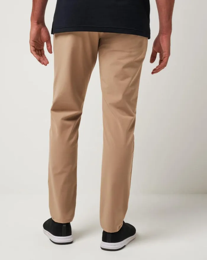 Men OPEN TO CLOSE TECH CHINO PANT Khaki TravisMathew Pants