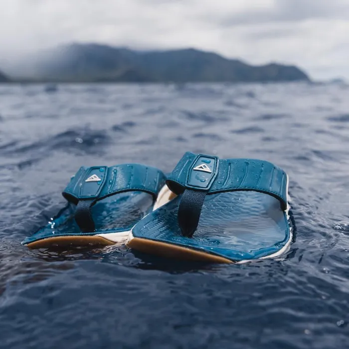 Men Reef Flip Flops The Deckhand Ocean Depths Men Reef Flip Flops The Deckhand Ocean Depths