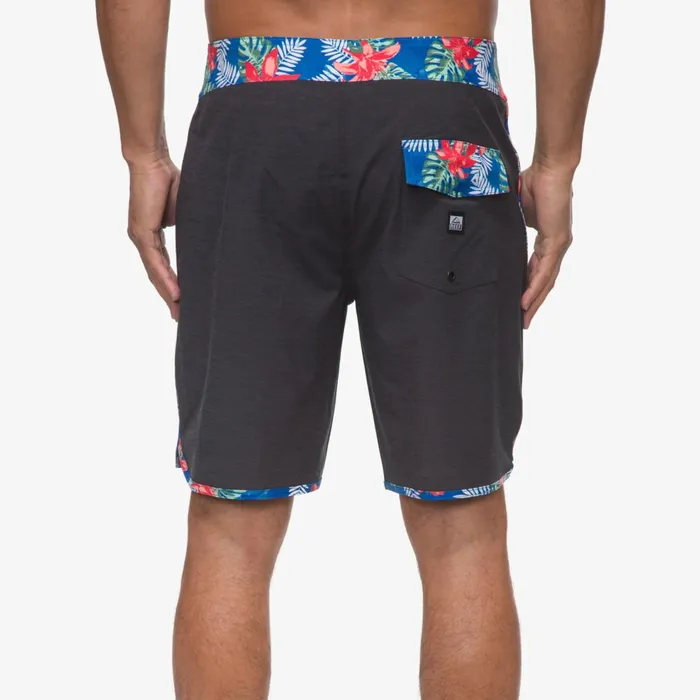 Men Reef Shorts Boardshorts and Pants Mullen FW Wvn Short Caviar Men Reef Shorts Boardshorts and Pants Mullen FW Wvn Short Caviar