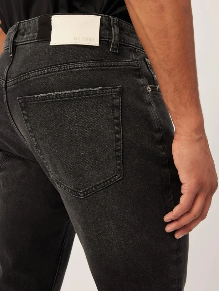 Men Theo Relaxed Tapered Jeans DL1961 Tapered