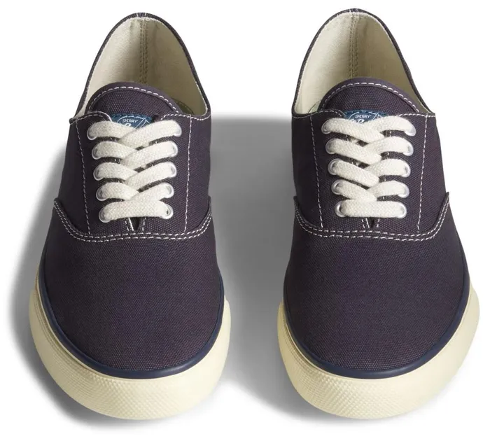 MenWomen Unisex Classic CVO Sneaker Navyecru Sperry Sneakers