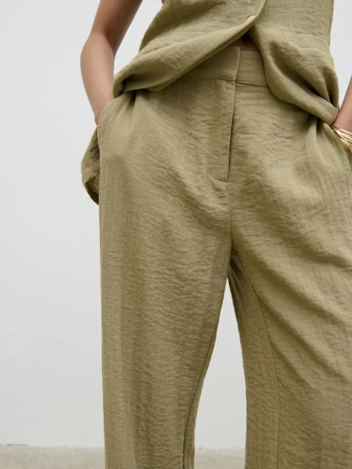 Pretty Lavish Bottoms Women Remy Trousers Olive