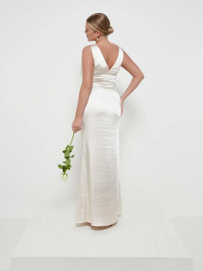 Pretty Lavish Bridesmaid Dresses Women Piper Maxi Bridesmaid Dress Champagne