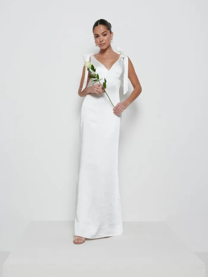 Pretty Lavish Bridesmaid Dresses Women Piper Tie Maxi Bridesmaid Dress Ivory