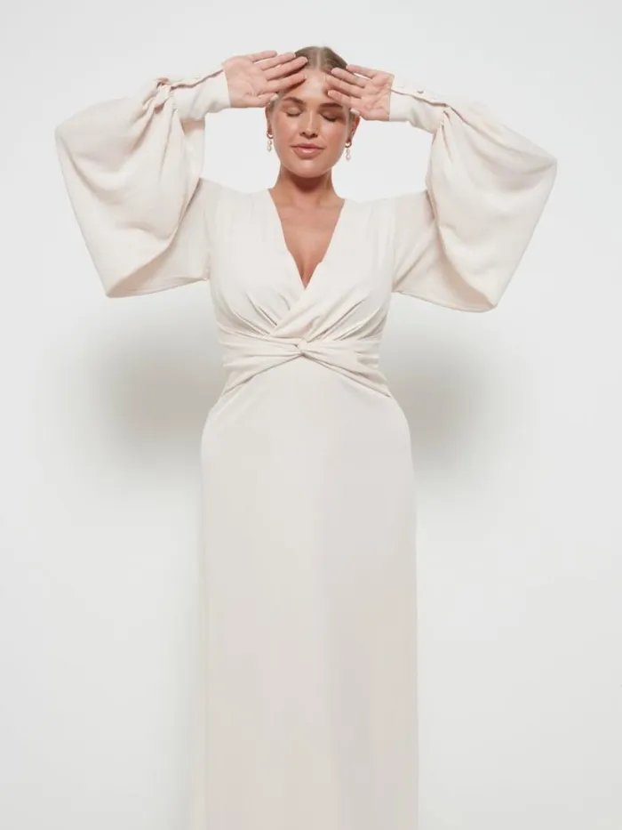 Pretty Lavish Chiffon Bridesmaid Dresses Women Nellie Knot Maxi Bridesmaid Dress Champagne