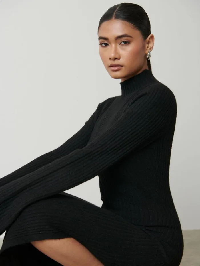 Pretty Lavish Curve Women Baylee Soft Knit Midaxi Dress Black