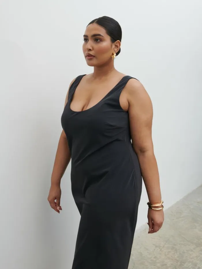 Pretty Lavish Dresses Women Evelyn Satin Slip Midaxi Dress Curve Black