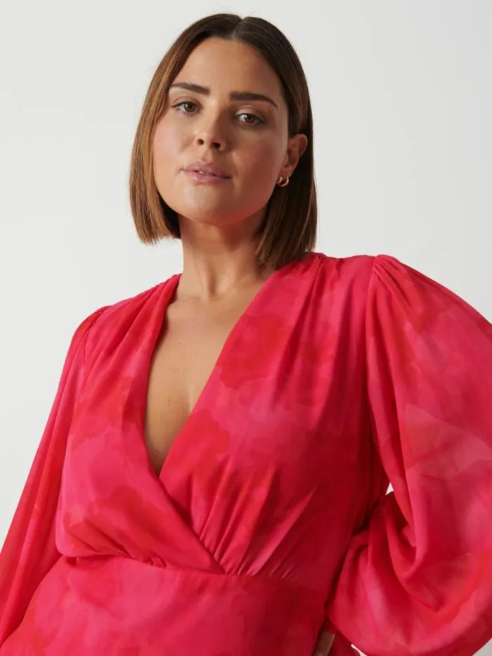 Pretty Lavish Dresses Women Lilianna Backless Balloon Sleeve Printed Dress Curve Pink And Red Watercolour