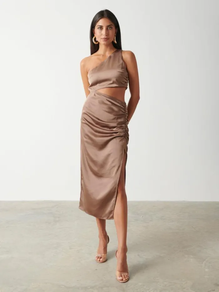 Pretty Lavish Dresses Women Sachi Cut Out Ruched Midaxi Dress Mocha