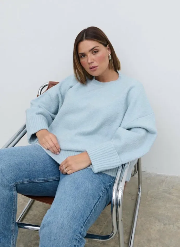 Pretty Lavish Knitwear Women Camille Oversized Borg Knit Jumper Curve Pale Blue