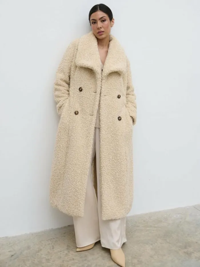Pretty Lavish Outerwear Women Mahli Shaggy Texture Robe Coat Cream