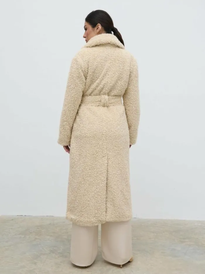 Pretty Lavish Outerwear Women Mahli Shaggy Texture Robe Coat Cream