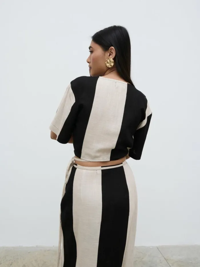 Pretty Lavish Sets Women Chaya Printed Wrap Top Cream And Black