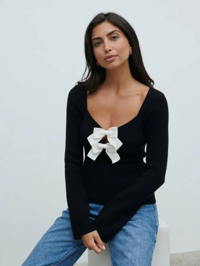 Pretty Lavish Tops Women Annabeth Bow Knit Top Black