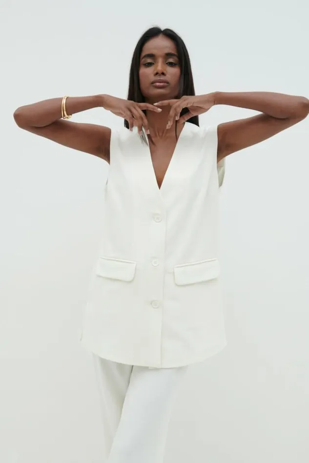Pretty Lavish Tops Women Harlee Sleeveless Waistcoat Cream