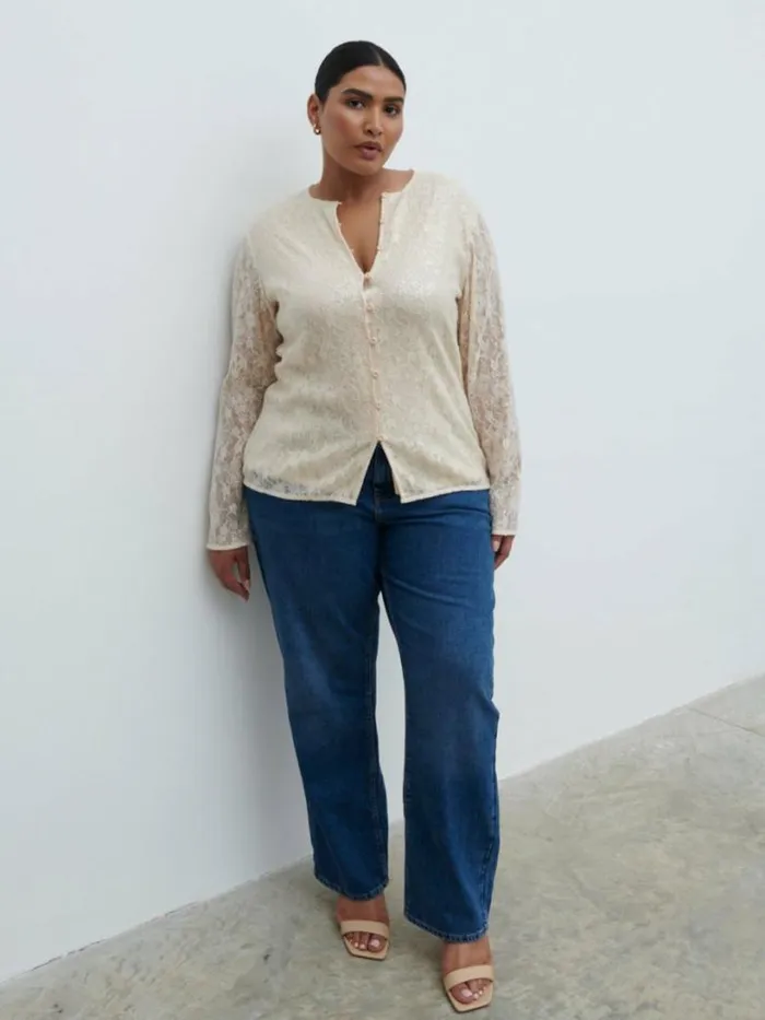 Pretty Lavish Tops Women Tai Sequin Lace Cardigan Curve Cream